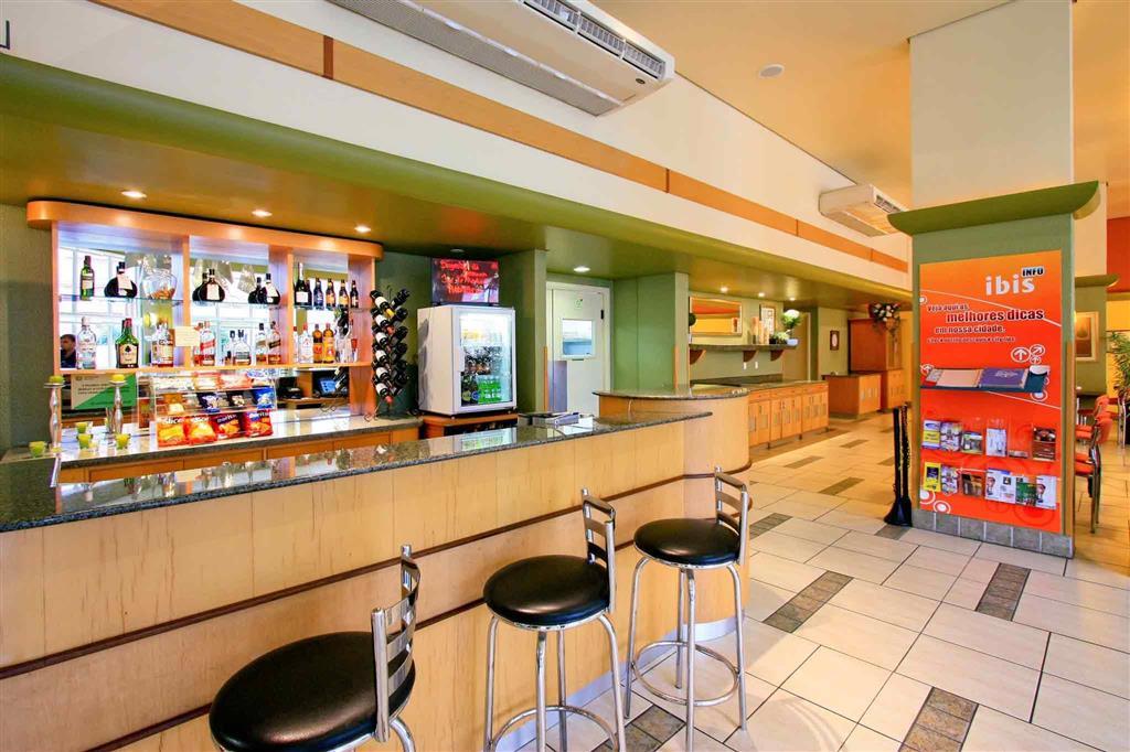 Ibis Blumenau Hotel Restaurant photo